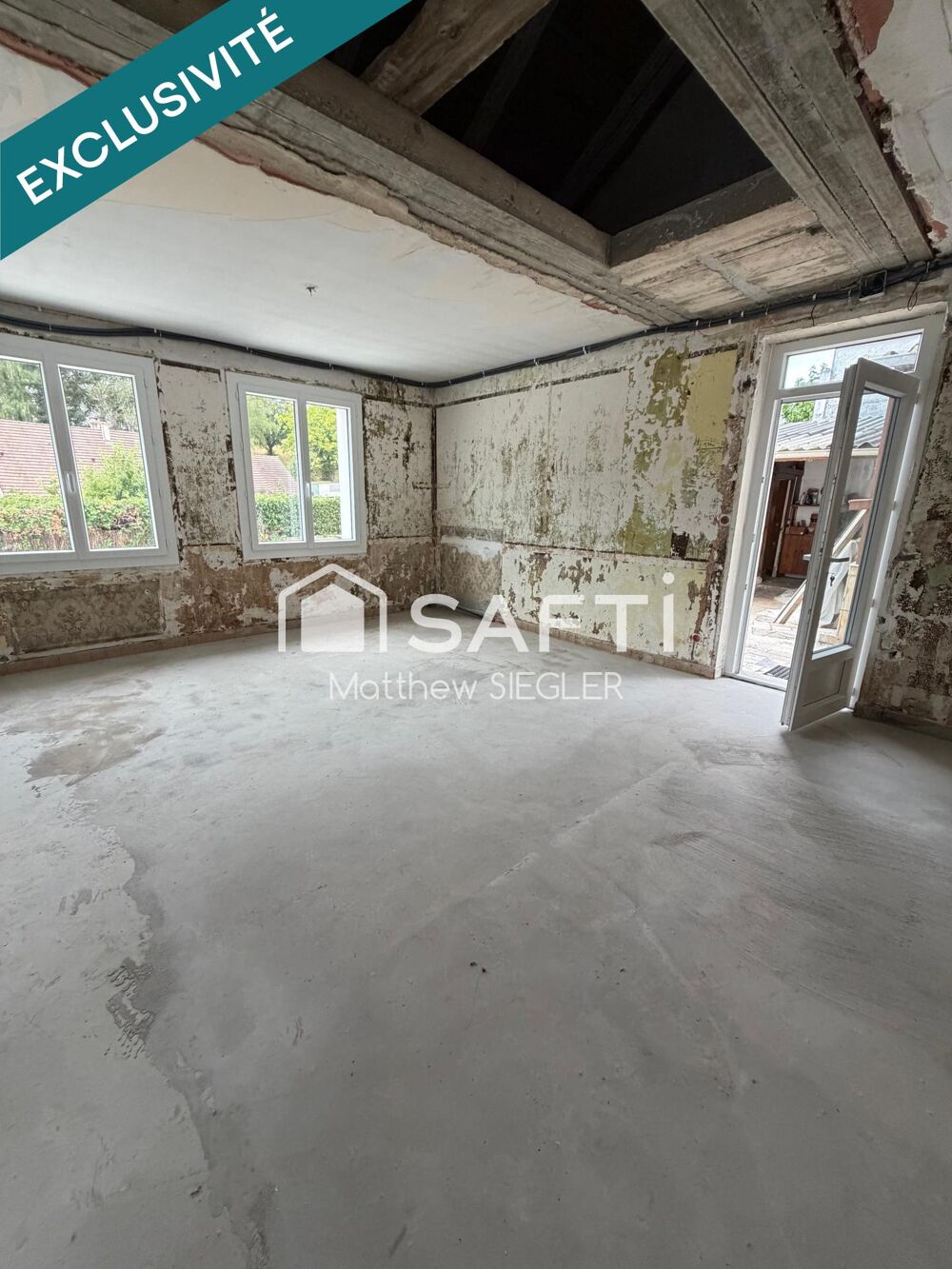 Vente Maison Maison de 80 m² avec 2 chambres, dépendance, atelier et 2 garages, dont un de 40 m² : un bien plein de potentiel pour réaliser v Langeais