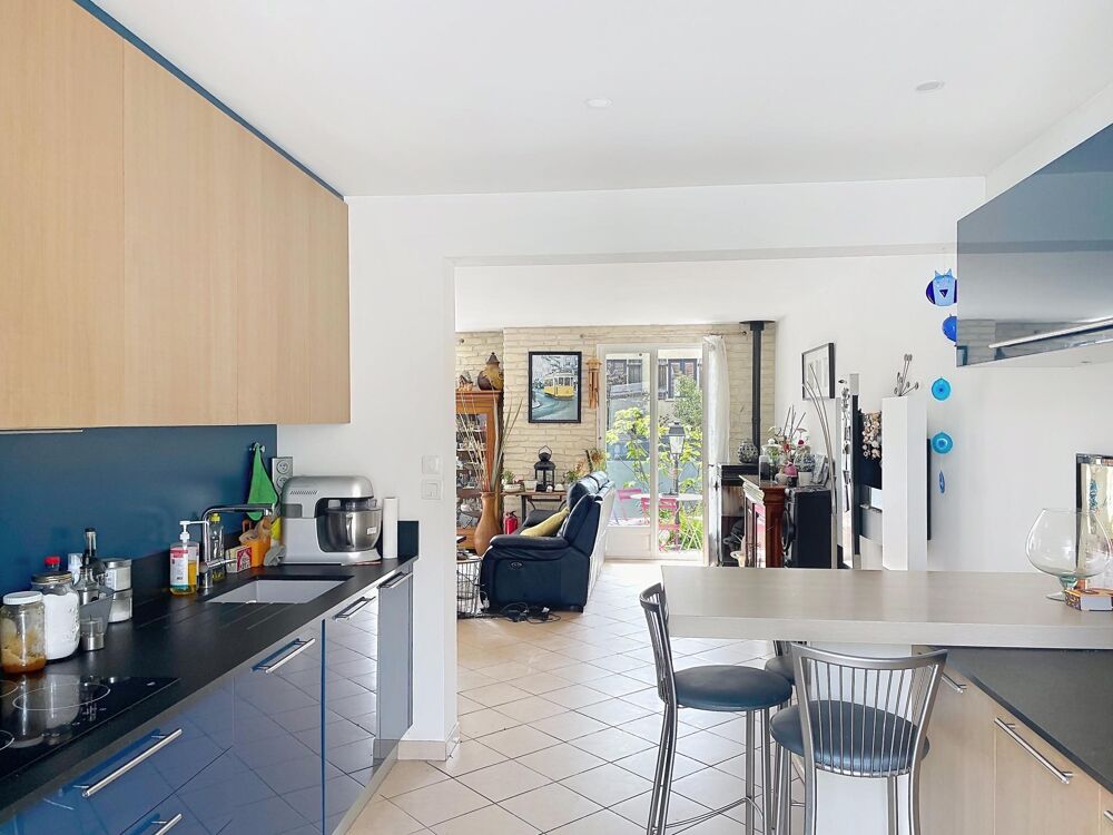 Vente Maison 4 chambres / Pièce de vie de près de 50 m2 / sous-sol total ! Villiers-sur-marne