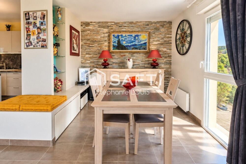 Vente Appartement T4 dernier étage avec toit-terrasse et jacuzzi Frejus