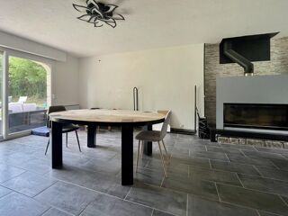  Maison à vendre 10 pièces 200 m²