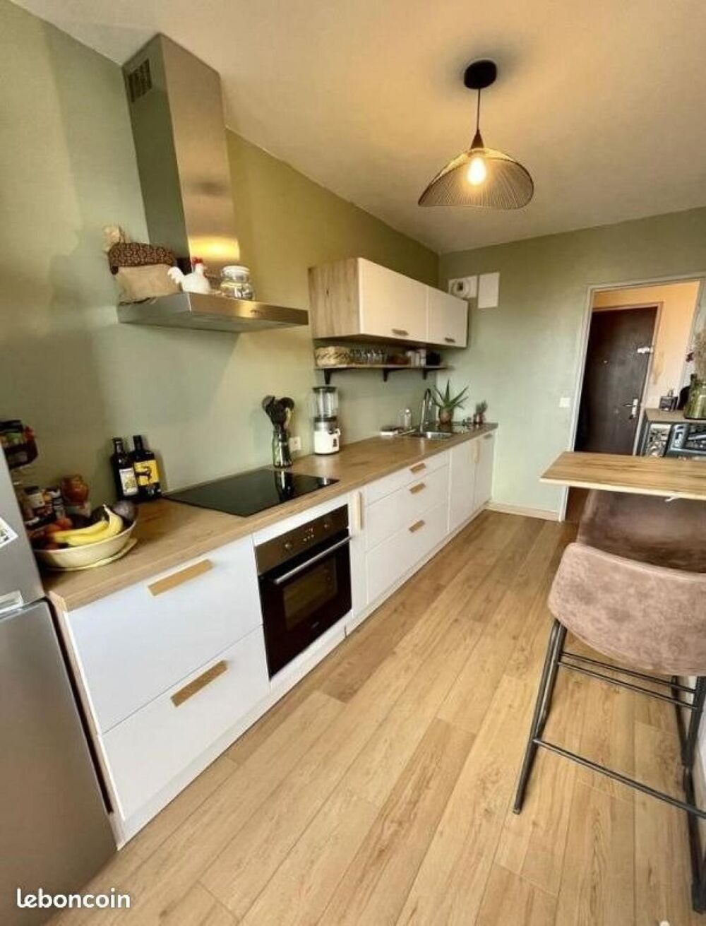 APPARTEMENT LUMINEUX RENOVE ( (électricité, plomberie, sols, peinture, huisseries)