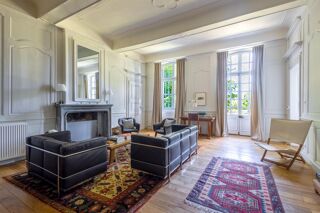  Propriété/château à vendre 10 pièces 335 m²