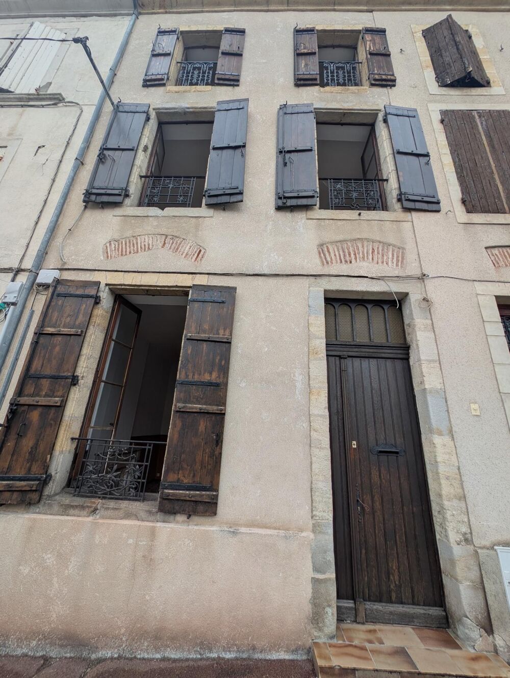 Vente Maison Maison de ville à fort potentiel : grande famille ou création de 4 studios. Villeneuve-sur-lot