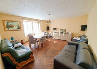  Maison  vendre 8 pices 214 m