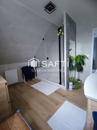  Maison � vendre 6 pi�ces 140 m�