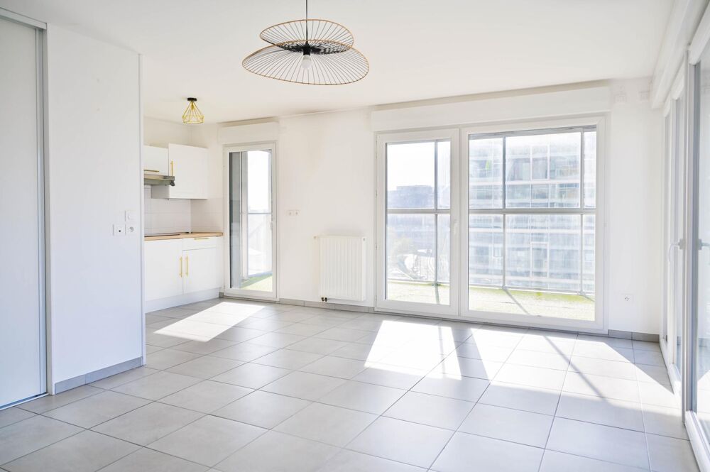 Vente Appartement Spacieuse pièce de vie, lumineuse, 3 terrasses Nantes