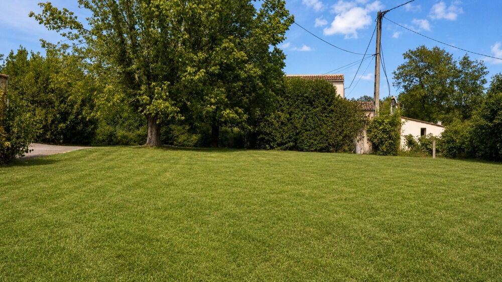 Vente Maison UN HAVRE DE PAIX AU BORD DE LA RIVIÈRE, IDÉAL POUR UNE VIE DE FAMILLE Salernes
