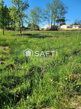  Terrain à vendre 985 m²