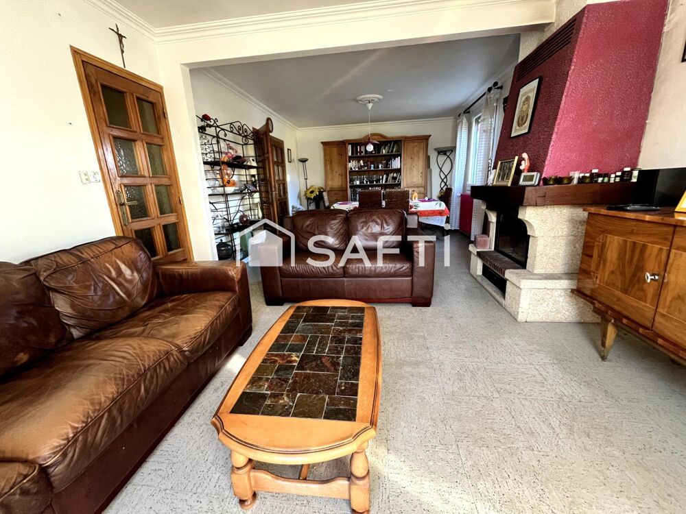 Vente Maison Maison de campagne avec piscine et 5 chambres proche Bourbriac Kerien