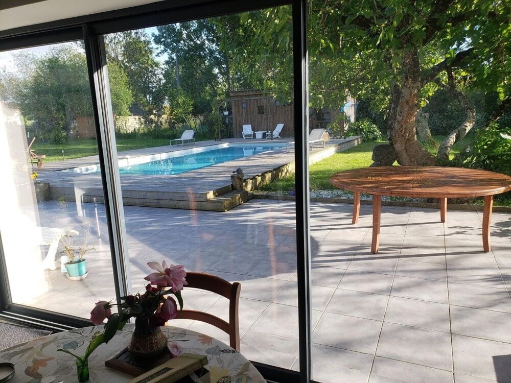 Vente Maison Maison et 3 gîtes à vendre - Investissement locatif Jau-dignac-et-loirac