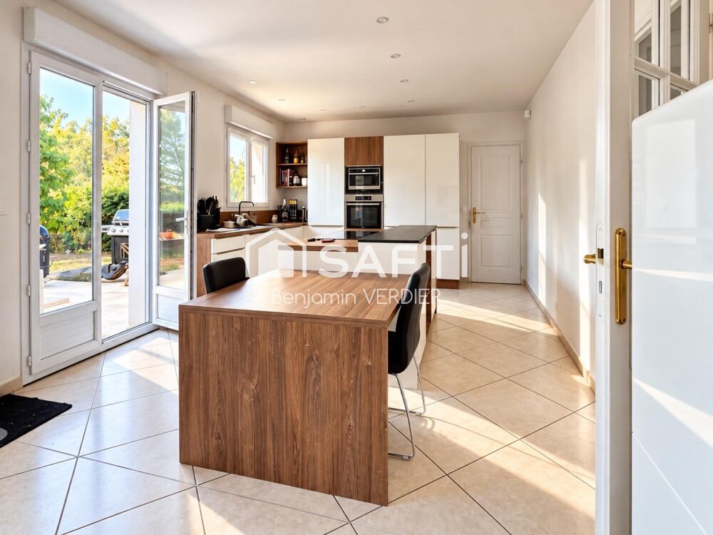 Vente Maison Maison familiale 5 chambres – terrain 2 433 m² La celle-sur-morin