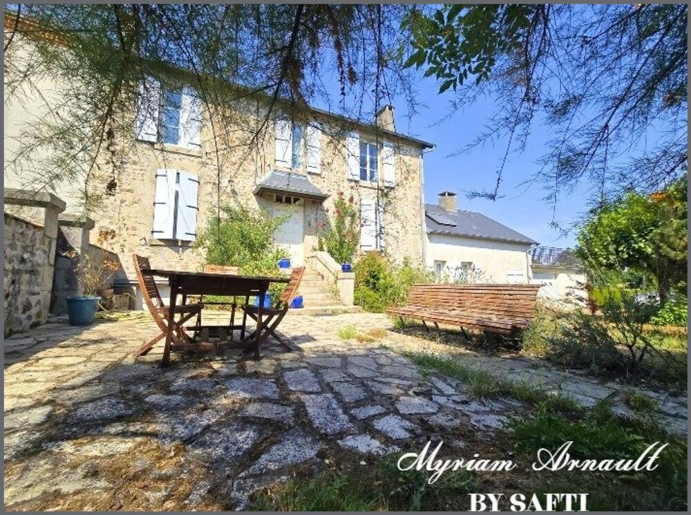 Vente Maison Grande maison en pierre 4 chambres avec dépendance Le grand-bourg