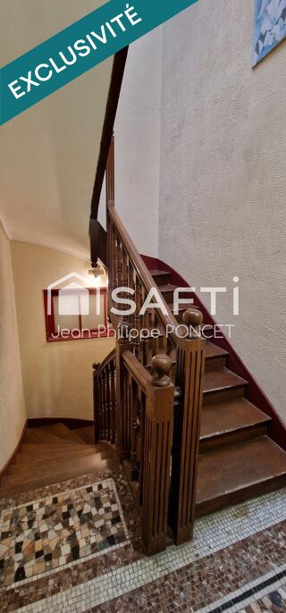  Immeuble à vendre 401 m²