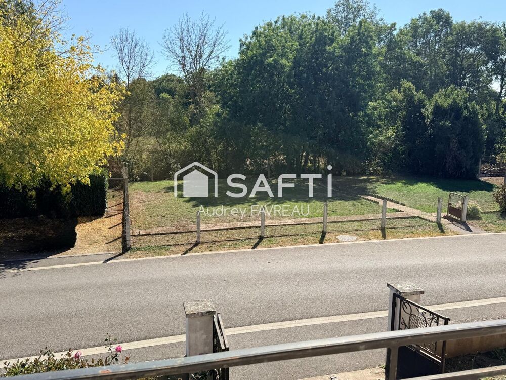 Maison familiale avec sous-sol, terrain de 2186m2