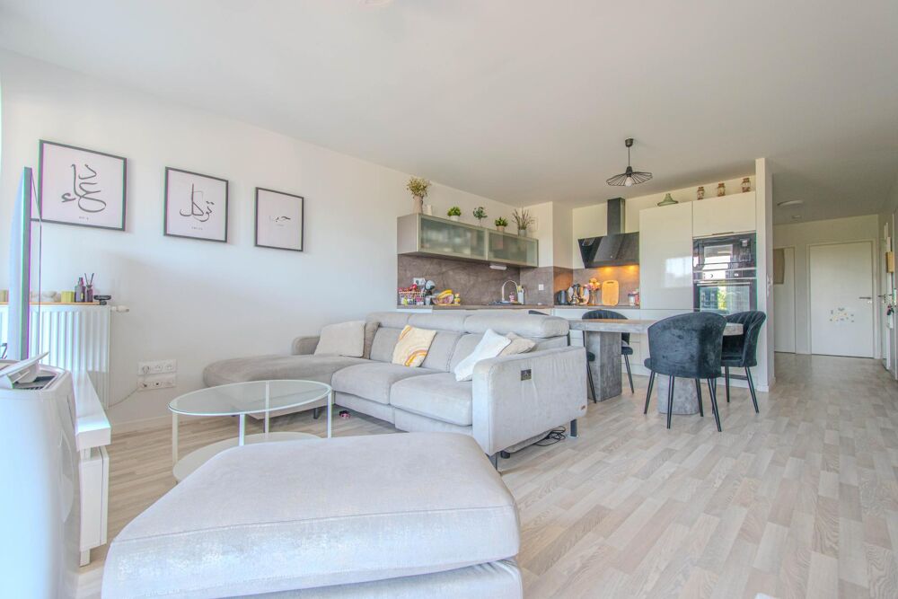 Vente Appartement APPARTEMENT 3 CHAMBRES, 2 PARKINGS, 2 TERRASSES Floirac