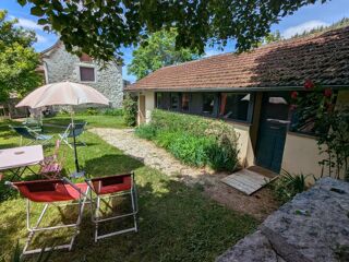  Maison à vendre 15 + pièces 440 m²