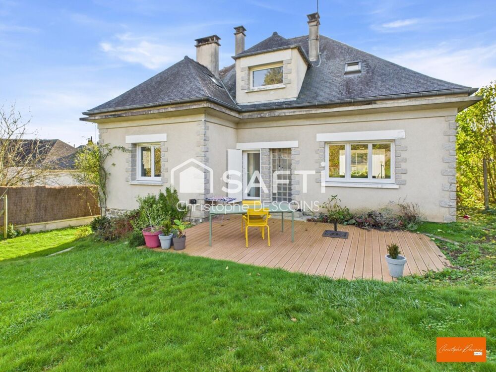 Maison de caractère  Hyper centre de Mayenne  Quartier recherché
