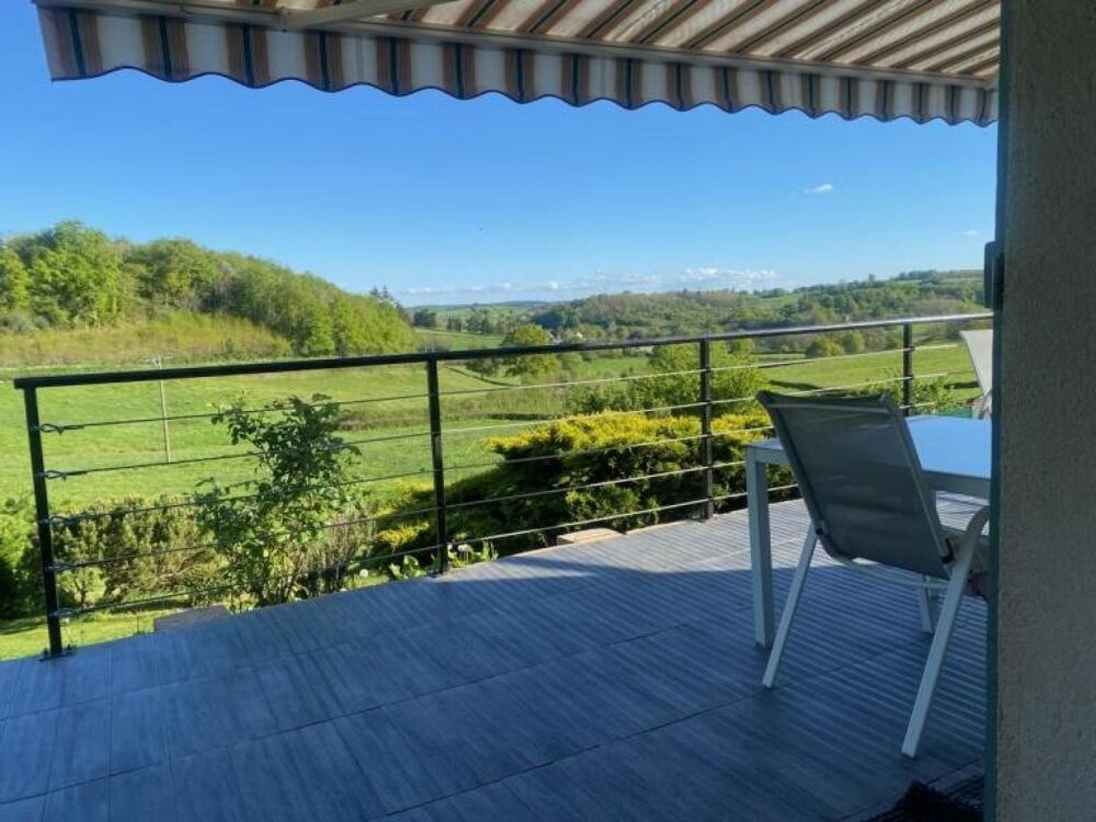 Maison T4+1 dans une impasse au calme avec accès de plain-pied possible, terrasse avec magnifique panorama campagnard