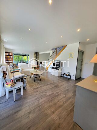  Maison à vendre 9 pièces 225 m²