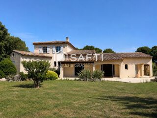  Maison à vendre 6 pièces 196 m²