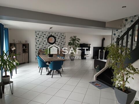   LA VILLENEUVE EN CHEVRIE Maison - 6 pice(s) - 167 m