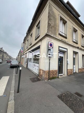  Immeuble � vendre 143 m�