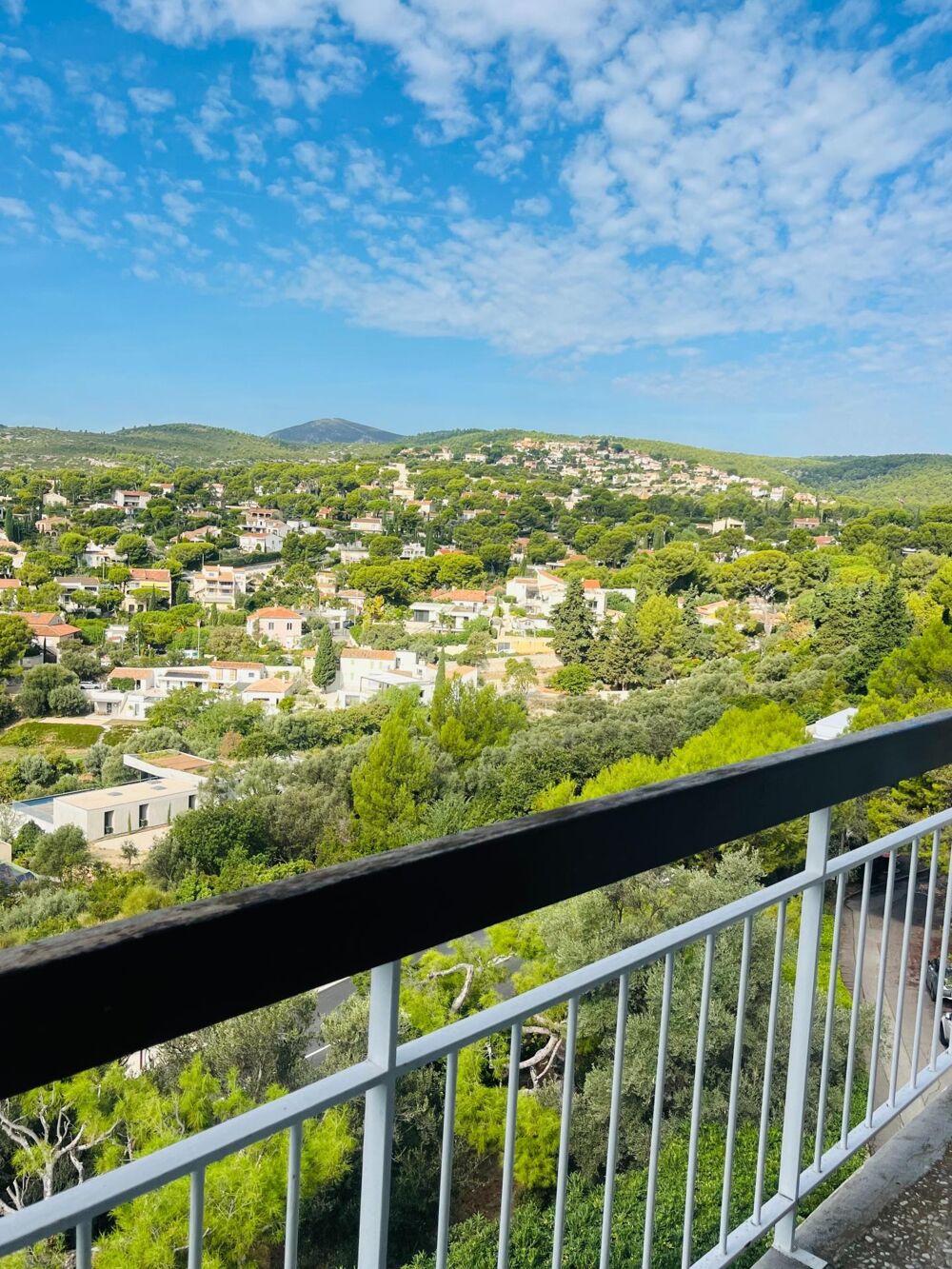 Vente Appartement Un appartement lumineux avec vue panoramique sur la mer Cassis
