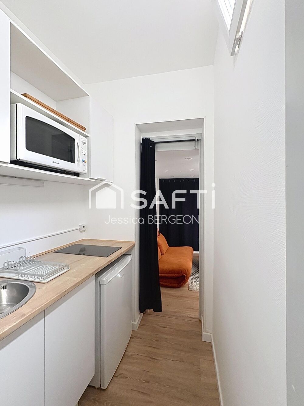Vente Appartement Appartement entièrement rénové - Vendu meublé et équipé Bordeaux