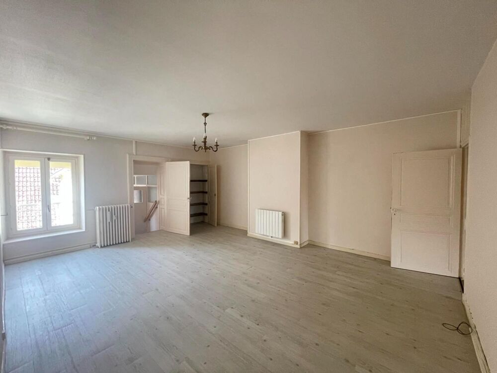 APPARTEMENT 132M², 3 CHAMBRES POSSIBLE ET JARDIN COMMUN
