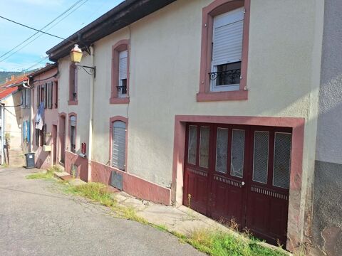   maison de ville à rénover Maison - 7 pièce(s) - 141 m²