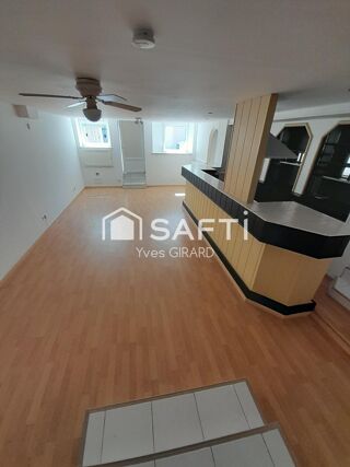  Immeuble à vendre 218 m²