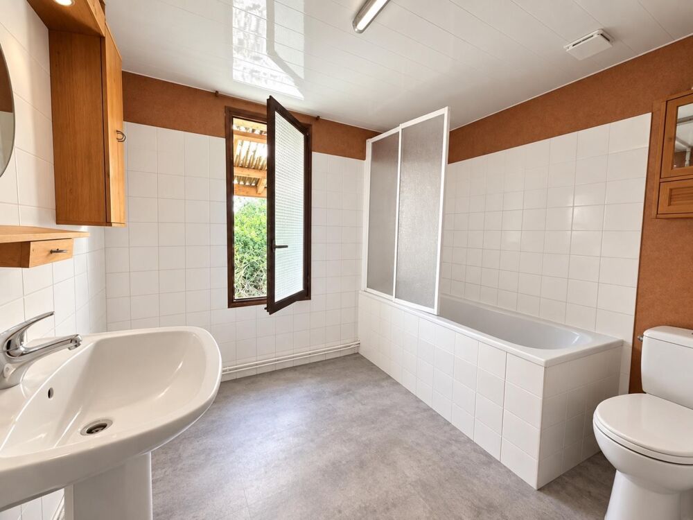 Vente Immeuble Immeuble de trois appartements de 120 m2 Meilhan-sur-garonne
