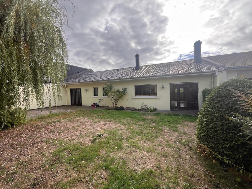 Vente Maison À VENDRE – BELLE MAISON DE PLAIN-PIED AVEC JARDIN À FREYMING-MERLEBACH Freyming-merlebach