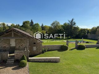  Maison � vendre 9 pi�ces 304 m�