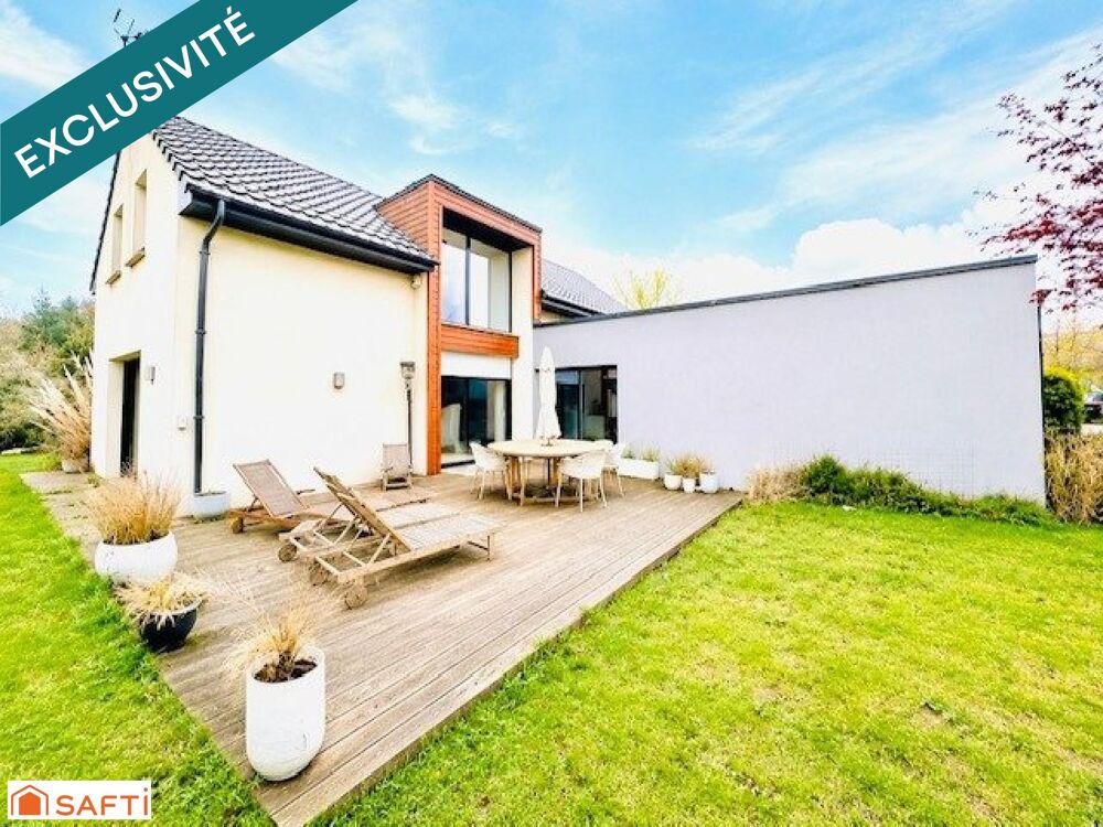 EN EXCLUSIVITÉ  Superbe pavillon individuel de 160 m² semi plain-pied à Saint-Amand-les-Eaux avec garage