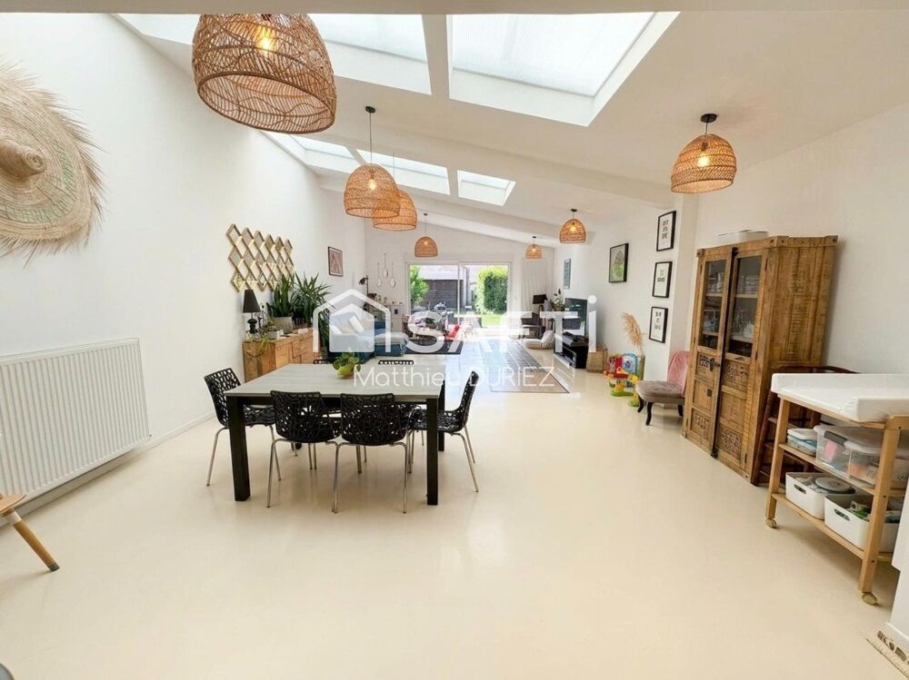 MAISON TÉTEGHEM 180 M² 5 CHAMBRES GARAGE JARDIN