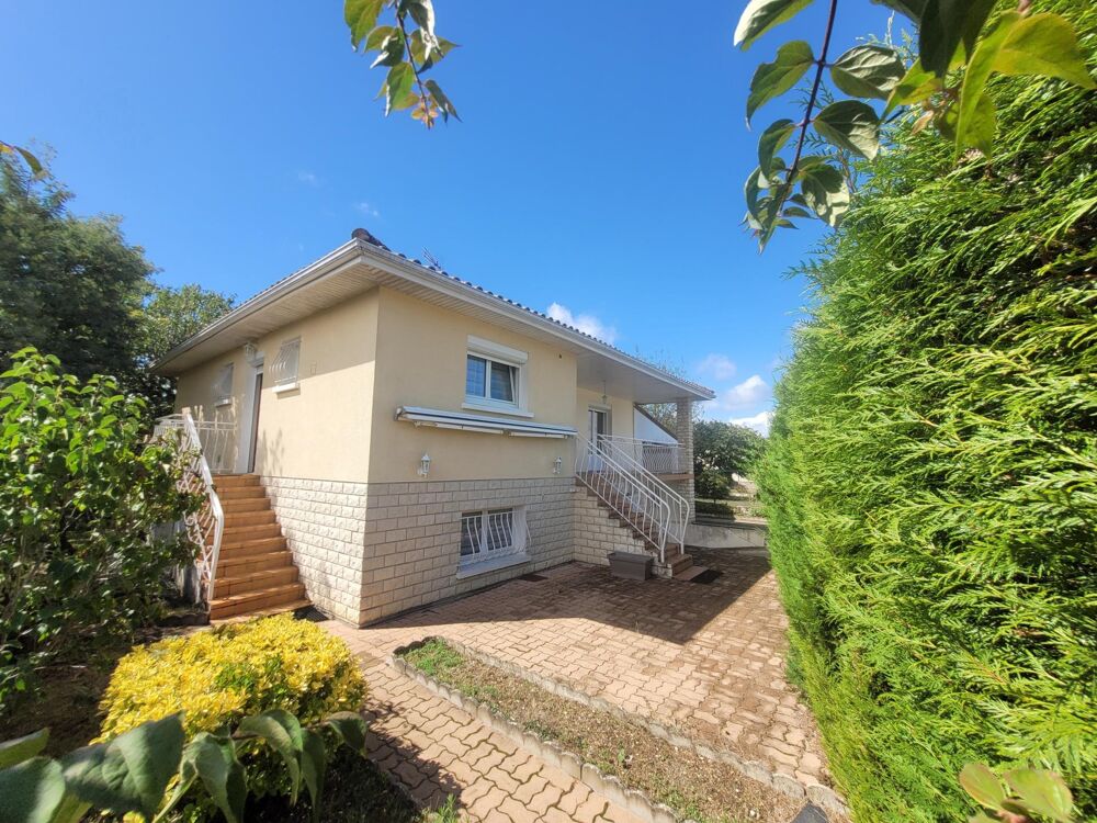 Vente Maison MAISON 7 PIÈCES,  136 M2, FONTAINE LE COMTE. Fontaine-le-comte