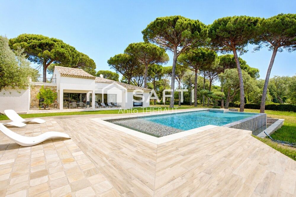 ROQUEBRUNE SUR ARGENS - Maison principale 268m² et maison annexe 75m2 sur terrain d'1 hectare au calme absolu