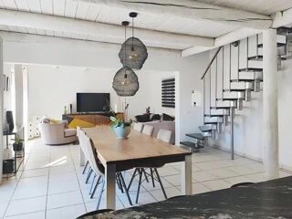  Maison  vendre 8 pices 200 m