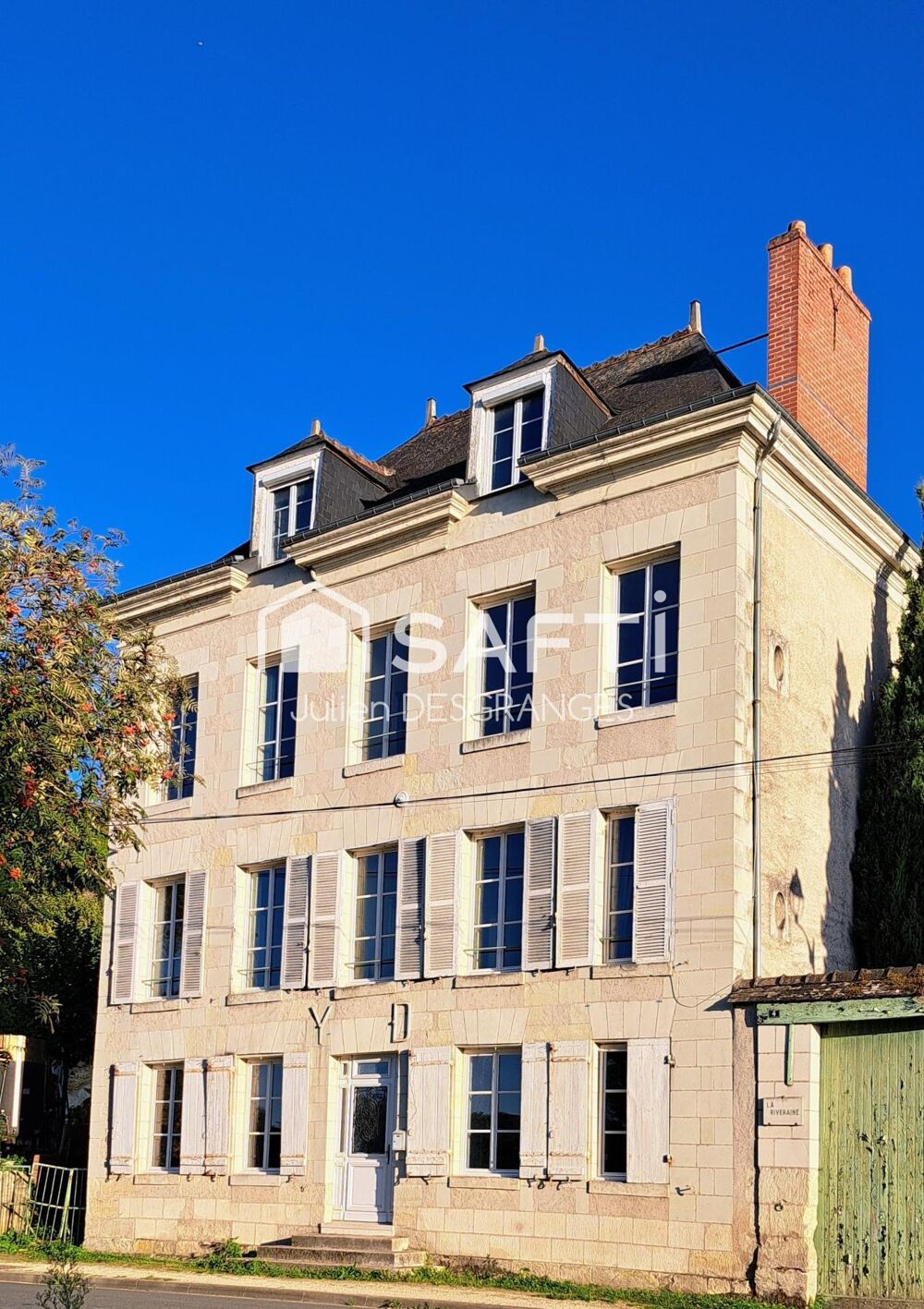 Vente Maison MAISON DE MAÎTRE 350m² habitables (potentiel 500m2) AVEC VUE IMPRENABLE SUR LA LOIRE!!! Amboise