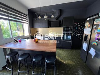  Maison  vendre 8 pices 184 m