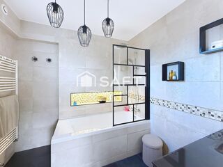  Maison  vendre 8 pices 181 m