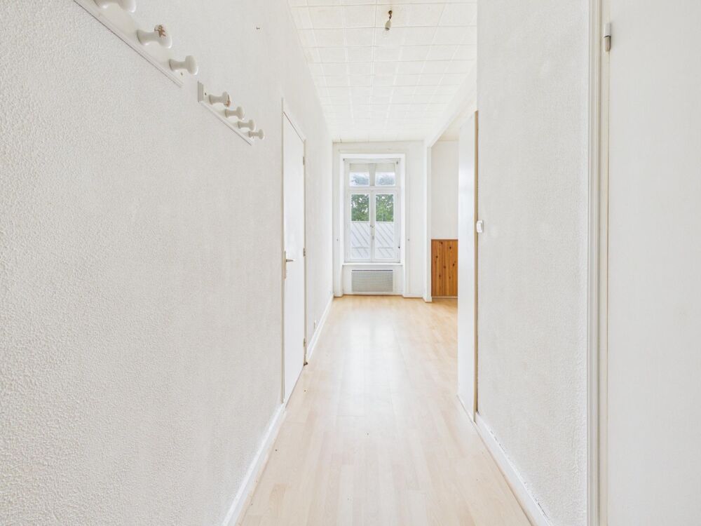 Appartement vue mer, à 100 m de la plage et la mer