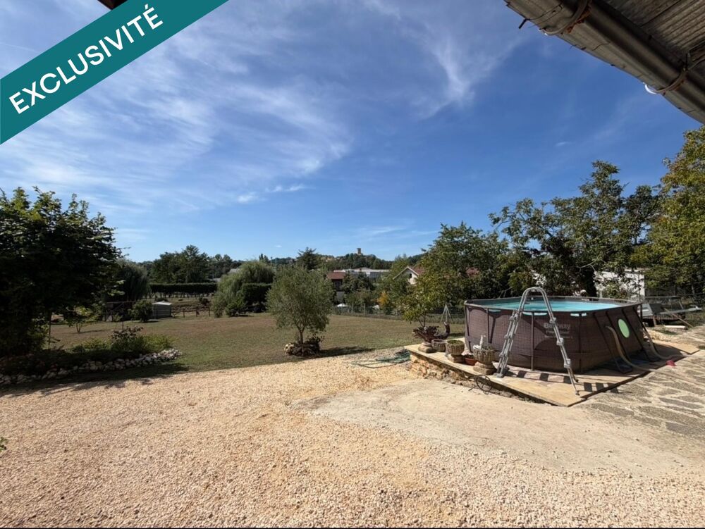 Vente Maison proche de touts commerces maison de 120 m2 sur une parcelle constructible de 8357m2 arborée Fumel