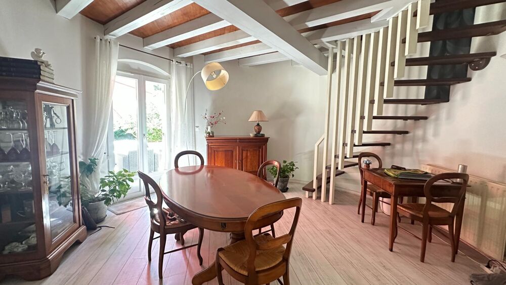 Maison de caratère de 173 m² sur terrain arboré de 3 100 m²  Environnement bucolique