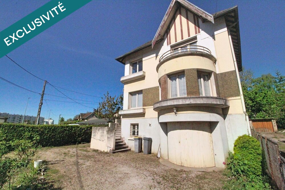 Maison de maître avec fort potentiel à deux pas du centre !