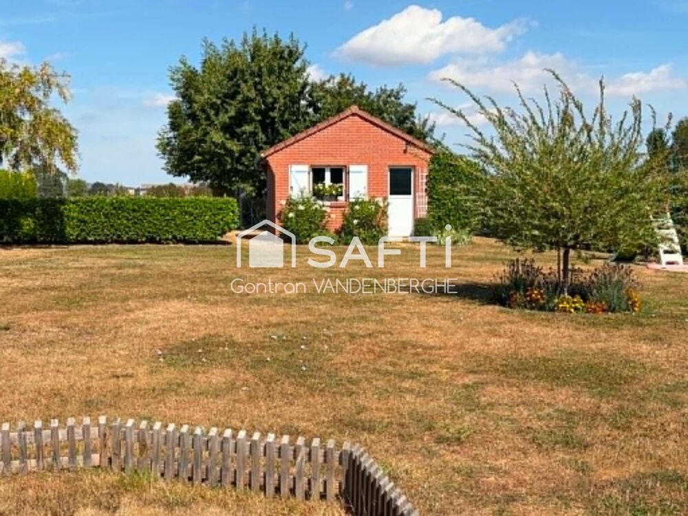 Vente Maison Maison 4 Pièces ( 2 chambres et un bureau) 102 m² à Steenbecque Steenbecque