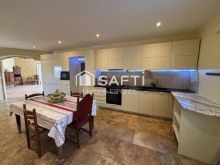  Maison à vendre 7 pièces 255 m²