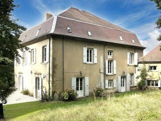  Maison  vendre 15 + pices 900 m