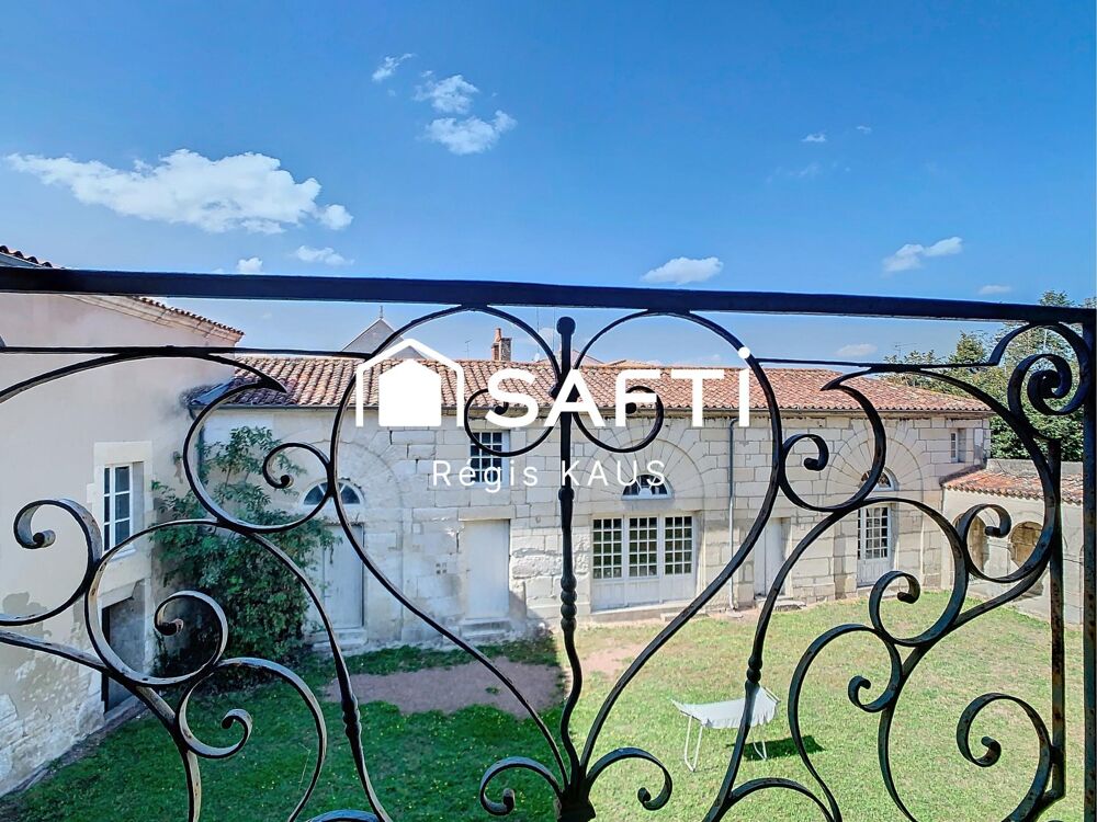 Maison 10 pièces 480 m² · à Lucon · 480 m² · 474 000 €